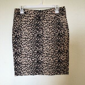 F21 Forever 21 leopard animal print bodycon pencil skirt. Size M